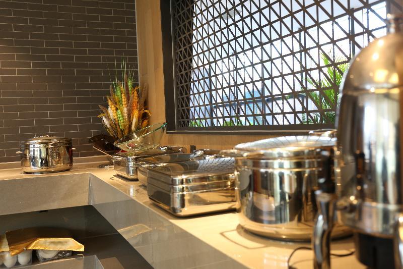 Qiu Guo Hotel Hua Mao Chaoyang  المظهر الخارجي الصورة