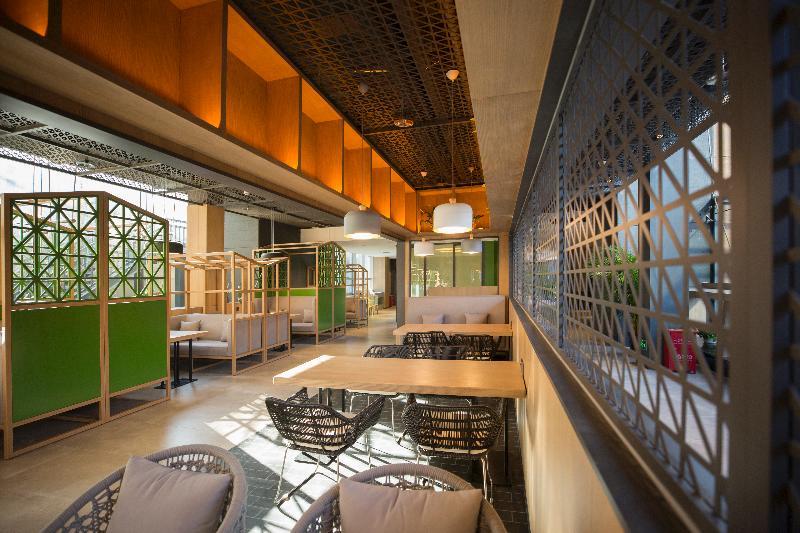 Qiu Guo Hotel Hua Mao Chaoyang  المظهر الخارجي الصورة