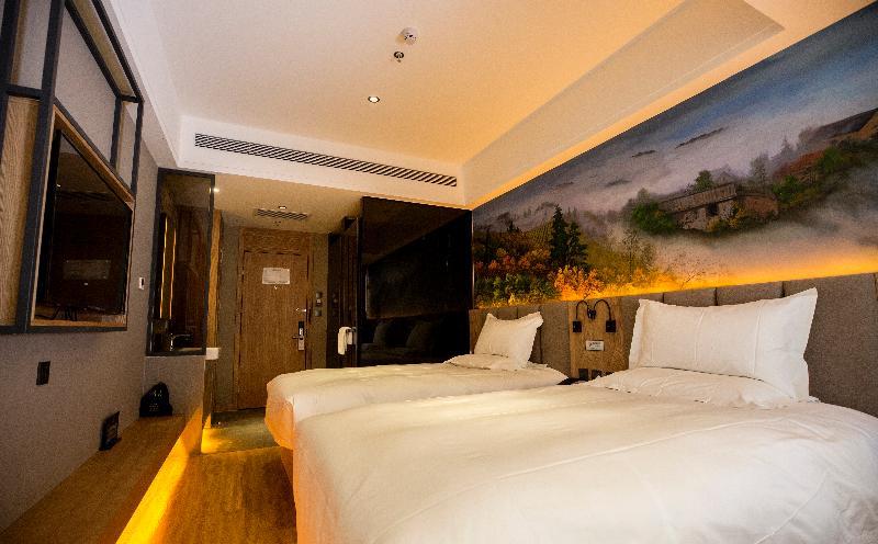 Qiu Guo Hotel Hua Mao Chaoyang  المظهر الخارجي الصورة