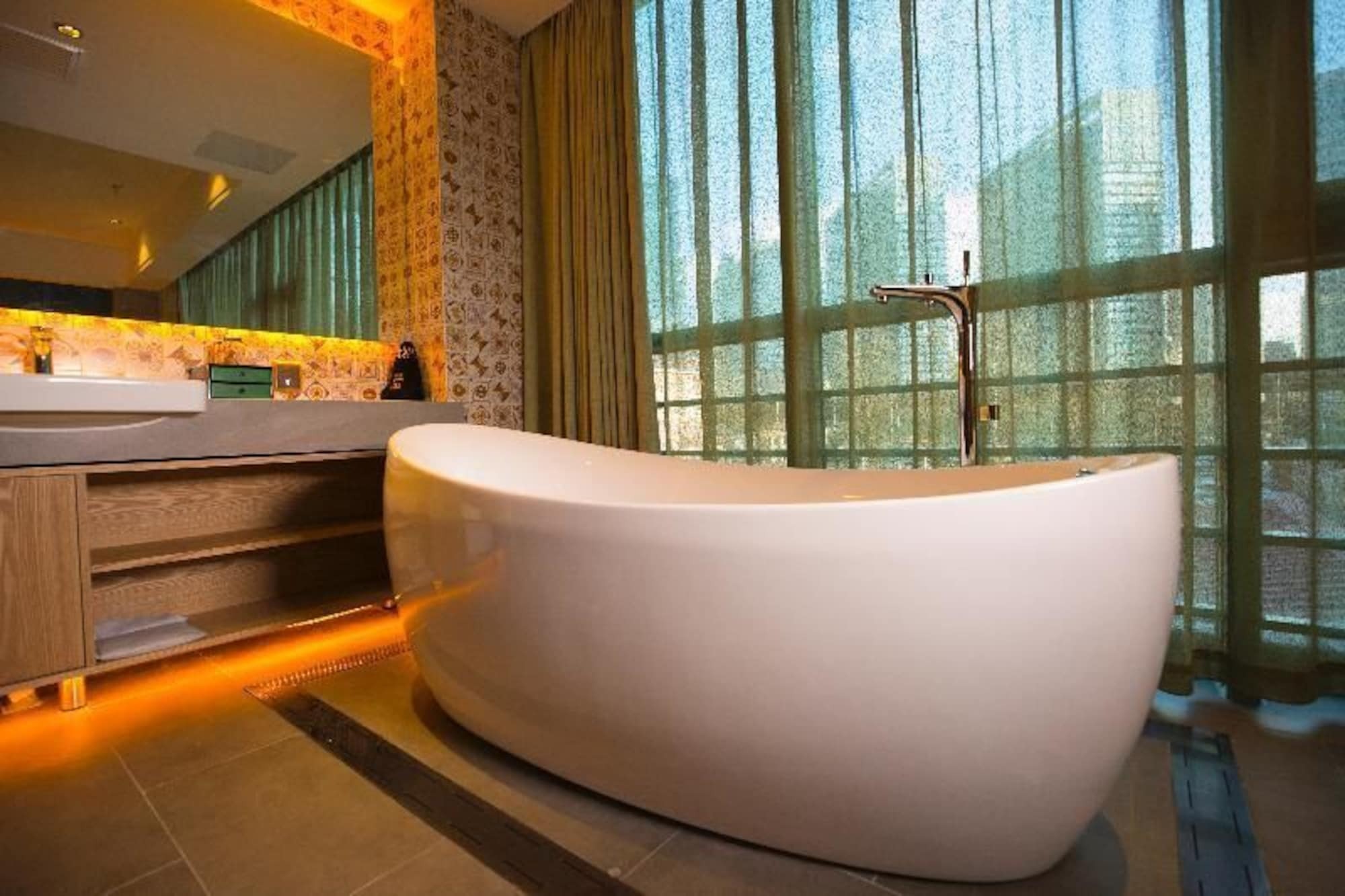 Qiu Guo Hotel Hua Mao Chaoyang  المظهر الخارجي الصورة
